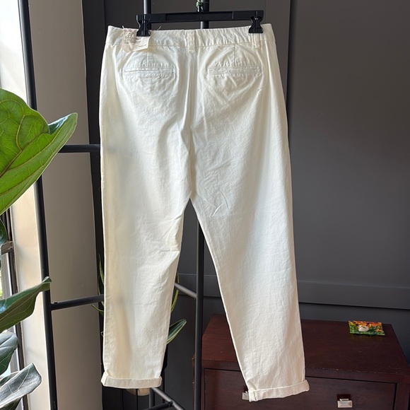Gap Khakis Broken In Straight Off White Size 8 - Picture 2 of 9